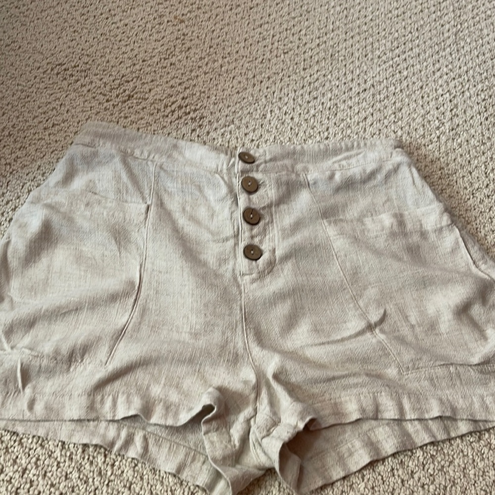 Linen shorts